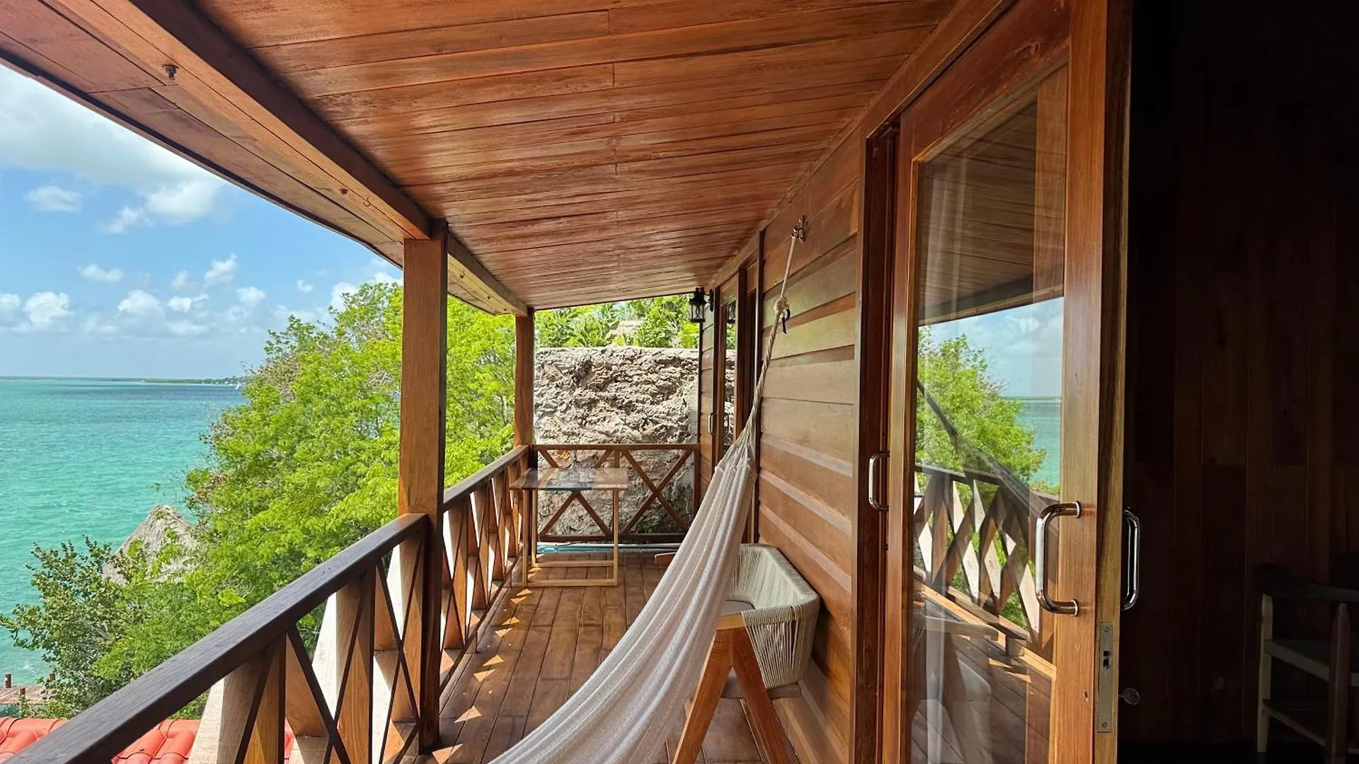 ****  Hotel Cabanas Maria Isabel, Bacalar Mexico