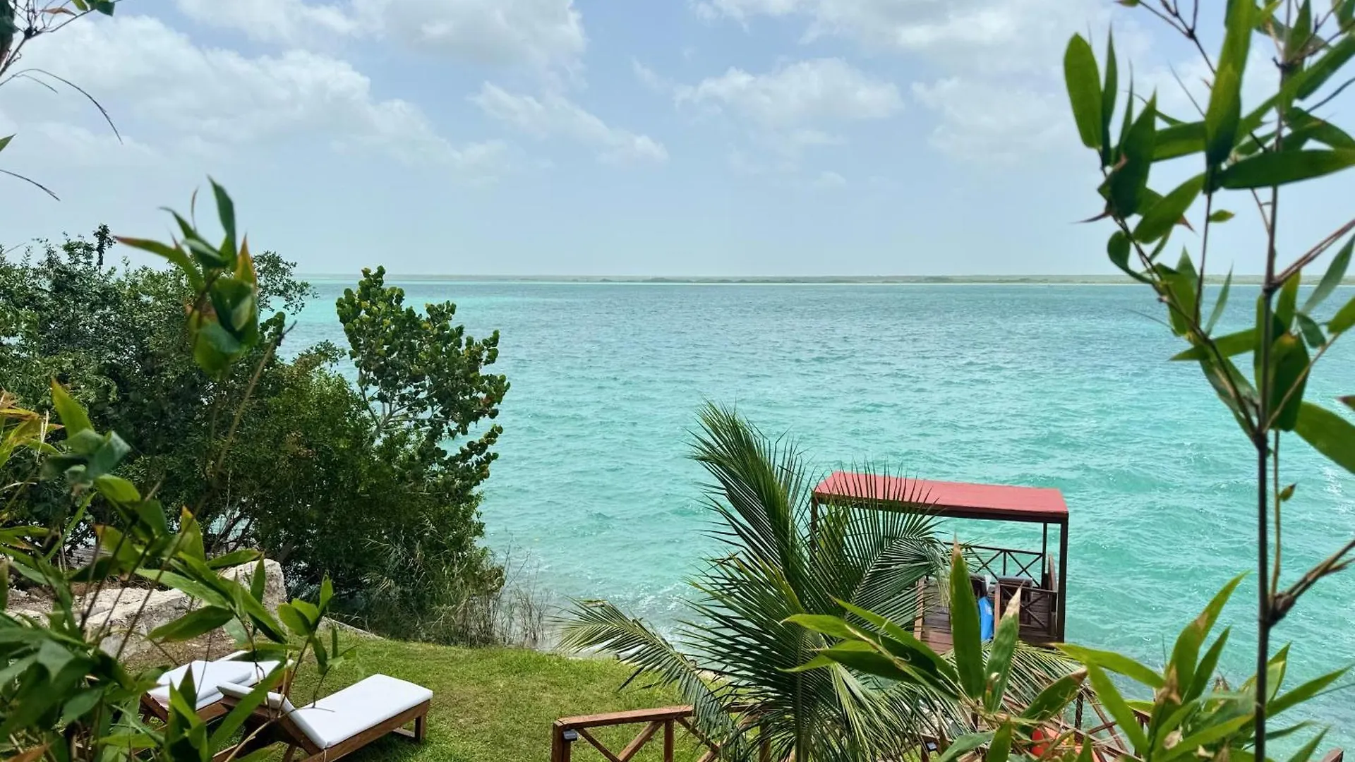 Hotel Cabanas Maria Isabel, Bacalar contacts